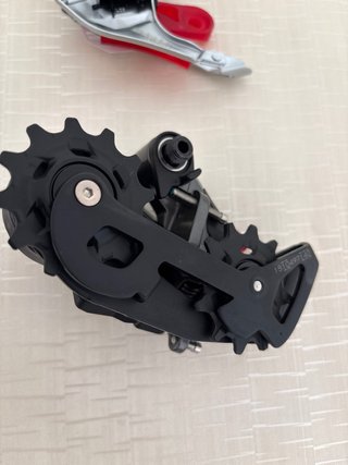 Cambio SRAM Rival AXS 12v