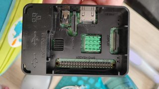 Raspberry Pi 3B con caja.
