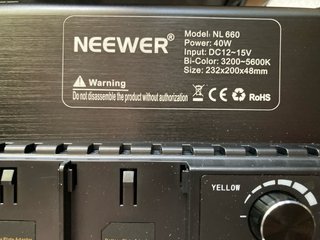 Focos Neewer NL660 Bicolor LED + Trípodes
