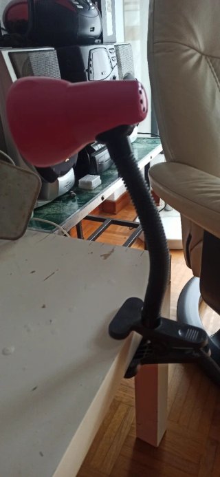 Lampara flexo escritorio con pinza negra E14