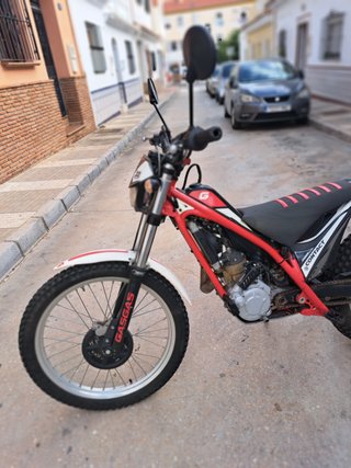 vendo moto Gas Gas 2.5 contac con asiento