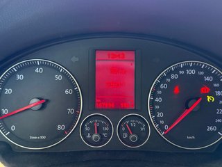 Volkswagen Golf 2006 1.6 FSI