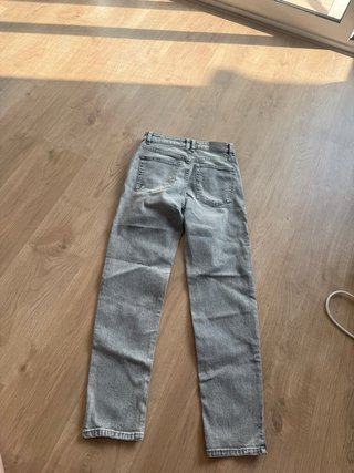 Pantalones vaqueros grises Pull&Bear talla 36