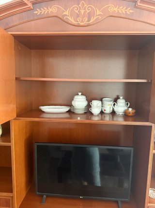 Mueble de salón clásico madera