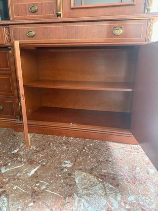 Mueble de salón clásico madera