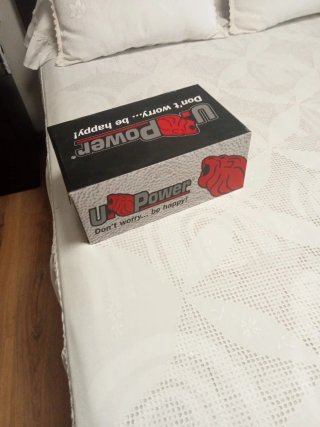 Zapatos de seguridad U-Power negros y verdes talla