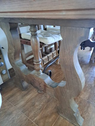 Mesa de comedor madera y metal