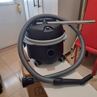Aspirador industrial para coche