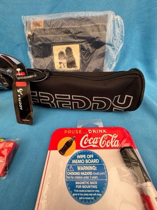 Set scuola con astuccio, matite e forbici