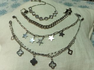 Lote 4 pulseras acero con dijes
