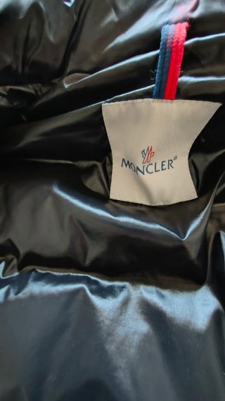 Moncler Tibet vintage smanicato nero