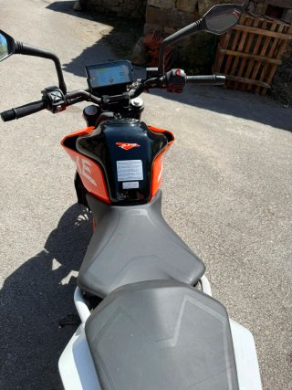KTM Duke 390 NAKED