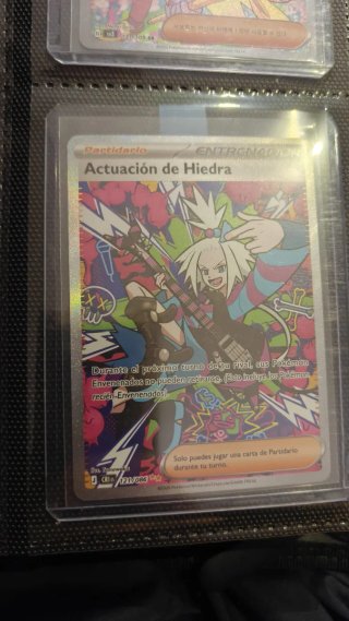 Carta Pokémon Actuación de Hiedra 121/086