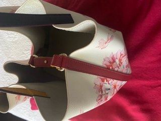 Bolso shopping Matrioska CAROLINA HERRERA