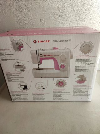 Máquina de coser SINGER 323L Serenade