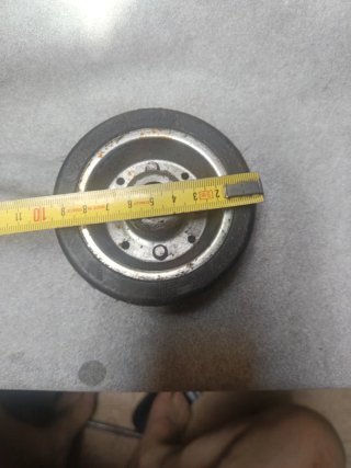 4 Ruedas Macizas haría falta limpiarlas