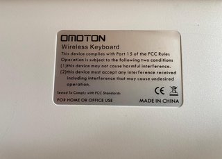 Teclat Bluetooth OMOTON color platejat i blanc