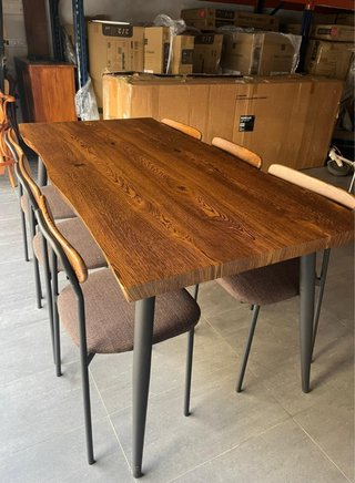 Mesa comedor industrial y 6 sillas