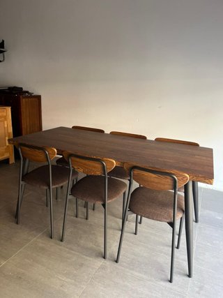 Mesa comedor industrial y 6 sillas