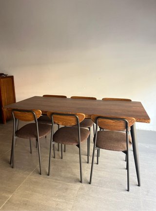 Mesa comedor industrial y 6 sillas