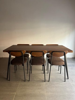 Mesa comedor industrial y 6 sillas