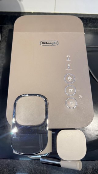Cafetera Nespresso Lattissima DeLonghi