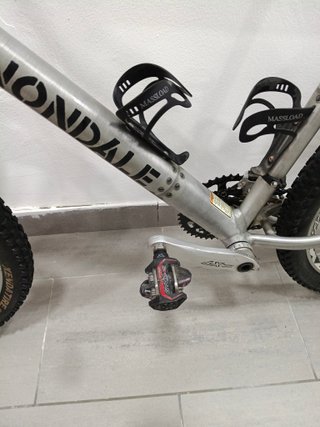 Bicicleta Cannondale F600
