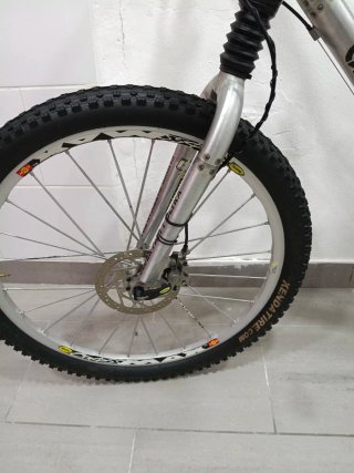 Bicicleta Cannondale F600