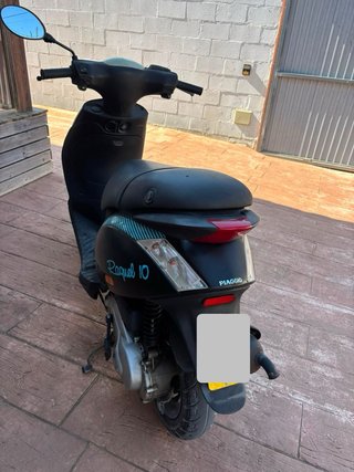 Se VENDE ciclomotor