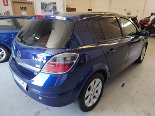 Opel Astra 2009