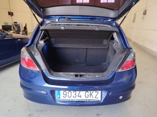 Opel Astra 2009