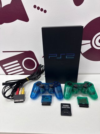Consola PS2 FAT + 2 Mandos