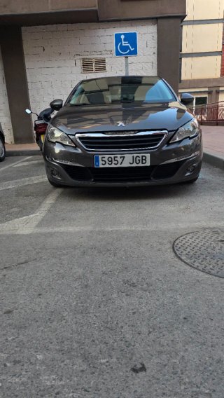 Peugeot 308 2015