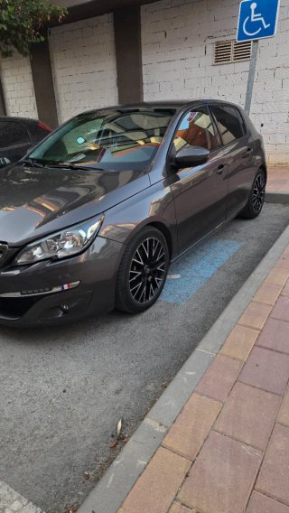 Peugeot 308 2015