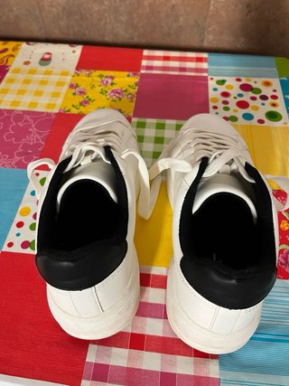 Zapatillas blancas