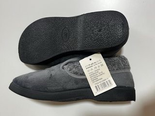 Zapatillas de estar por casa grises con copo de ni