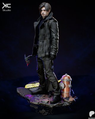 Figura Resina Leon Kennedy