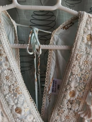 Vestido boho talla única blanco y dorado