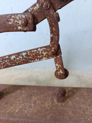 Máquina para partir tejas