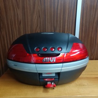 Baúl Givi