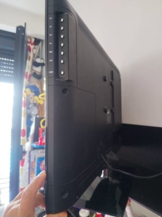 Televisor Blu:sens Negro 26 pulgadas.