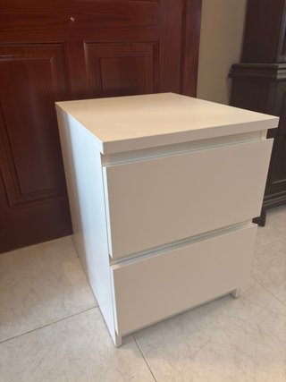 Mesita de noche ikea malm