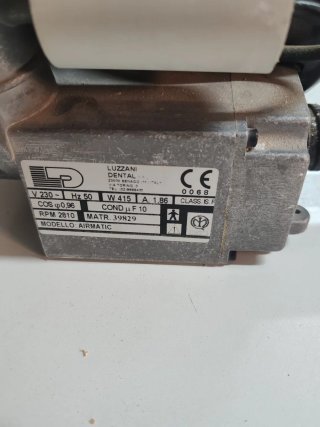 Aspirador en seco dentista