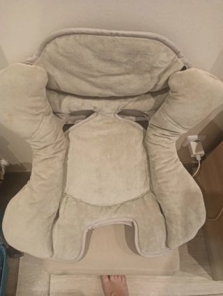 Cojín reductor de silla de auto para recién nacido
