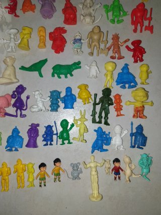 Figuras Monocromáticas - Lote de 102 Figuras