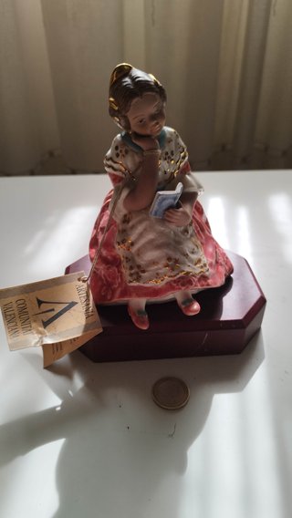 Fallera Armán Segorbe Porcelana