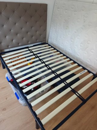 Somier 135cm Metal y Madera