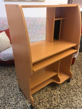 Escritorio con ruedas y almacenaje