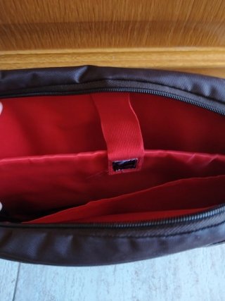 Funda para portátil con corazones