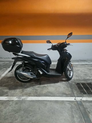 Honda SH 125 Scooter 2020 Negra